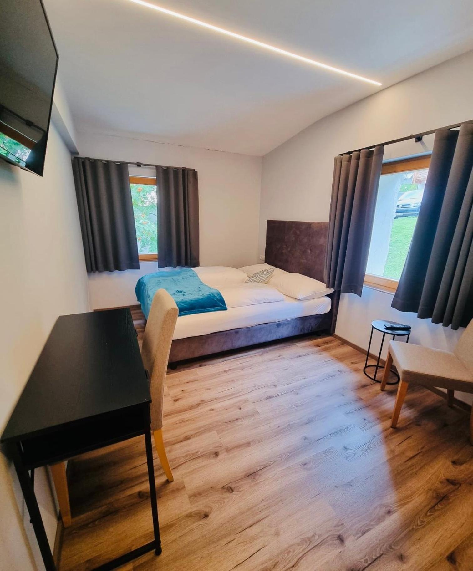 Glacier Rock Guesthouse Зольда Экстерьер фото